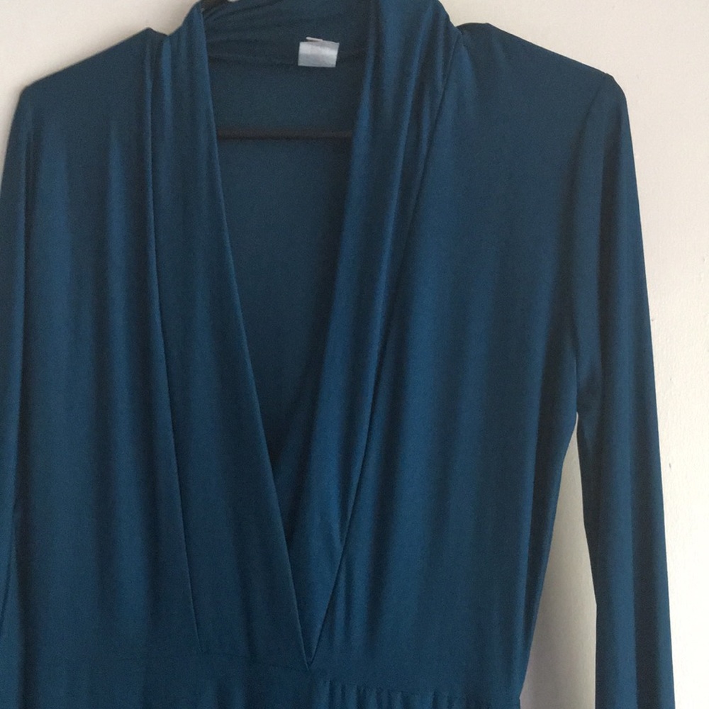 Long sleeve Gently used body suit - Picture 5 of 7